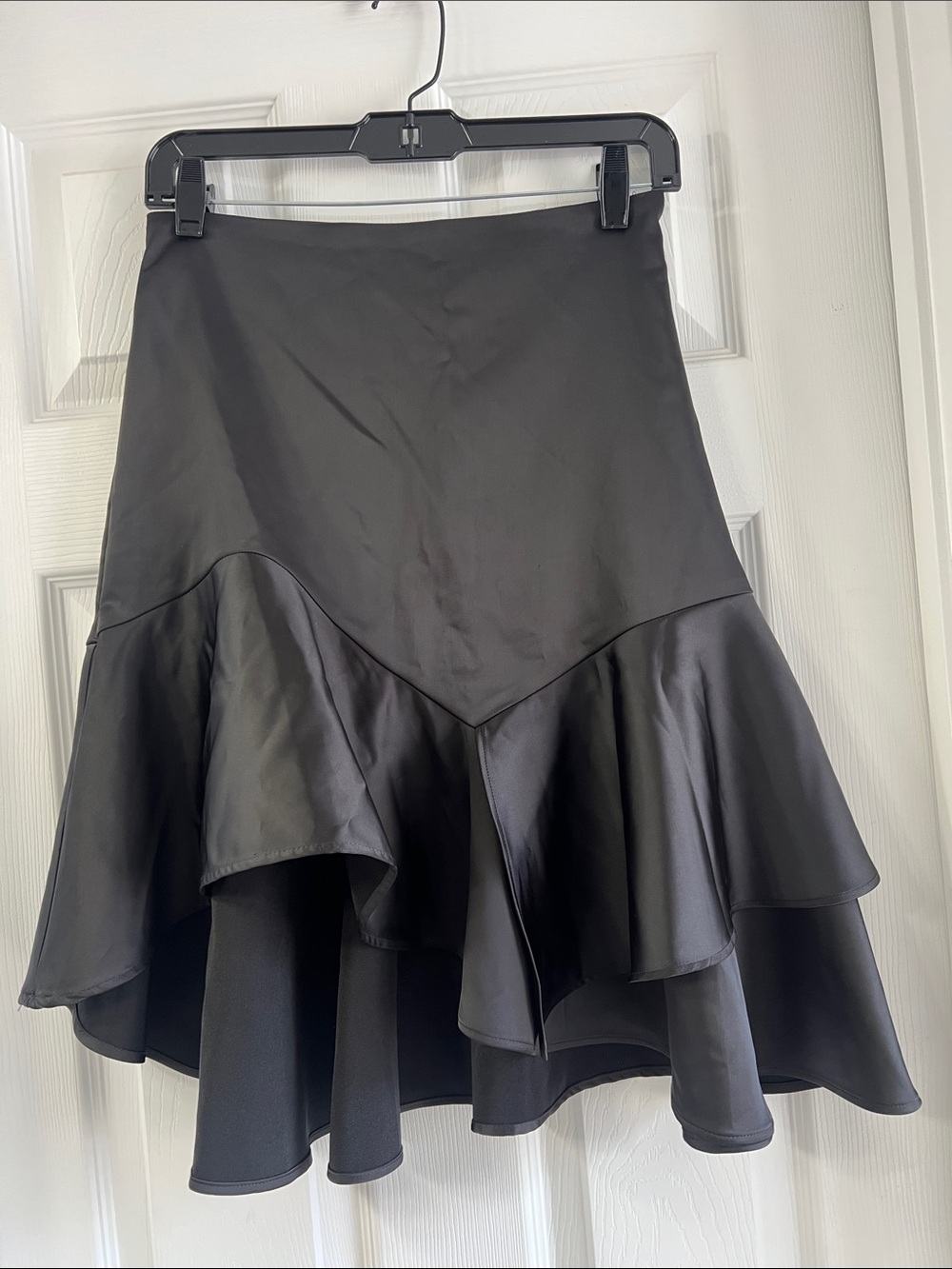 Zara Black High-Low Ruffle Hem Skirt Waist 27” Length High20” Low 23”